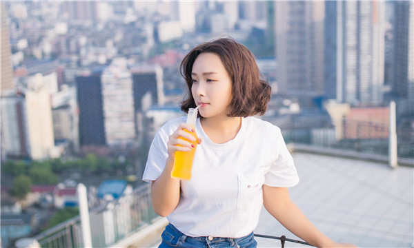 高明关于试管代生助孕多少钱的详尽分析与指导